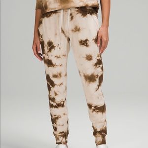 Lululemon Warm Down Jogger 28” Earth Dye Sand Color